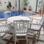Anb Poolvilla 2Br With Private Beach In Pratamnak